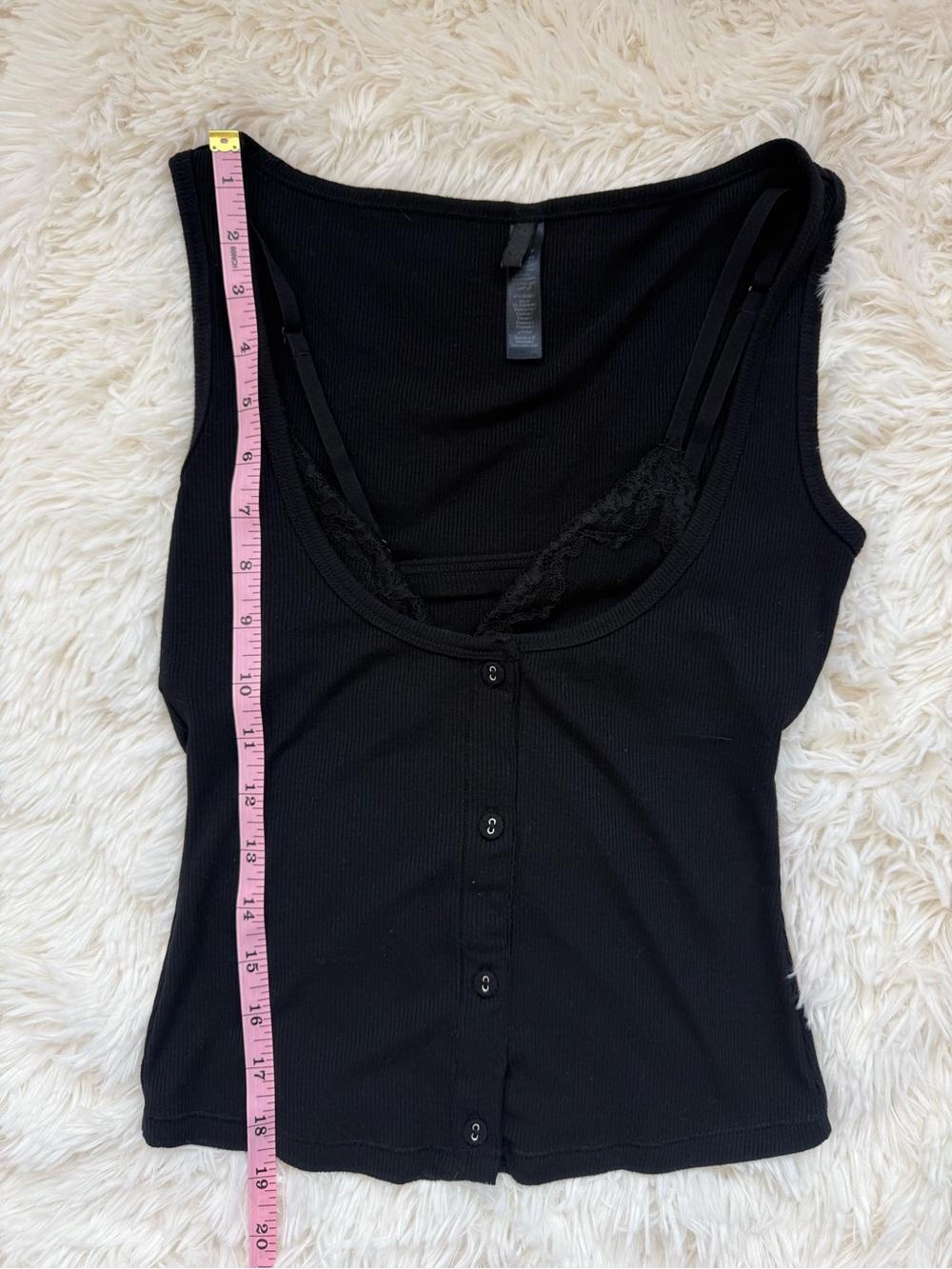 SKIMS | Soft Lounge Lace Bralette Tank | Onyx | Small - Picture 6 of 7